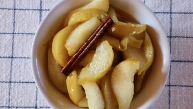  طرز تهیه کمپوت گلابی خانگی با ماندگاری بالا