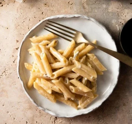 پاستا با سس گورگونزالا